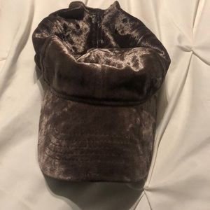 Crushed velvet baseball cap